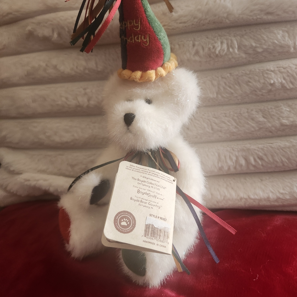 🧸 Boyds Bears – “Happy B. Day” Thinkin’ of Ya™ Series Plush (Style #903517)